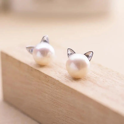 Silver Pearl Cat Stud Earrings